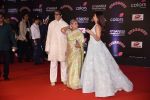 Amitabh Bachchan, Jaya Bachchan, Aishwarya Rai Bachchan at 14th Sansui COLORS Stardust Awards on 19th Dec 2016